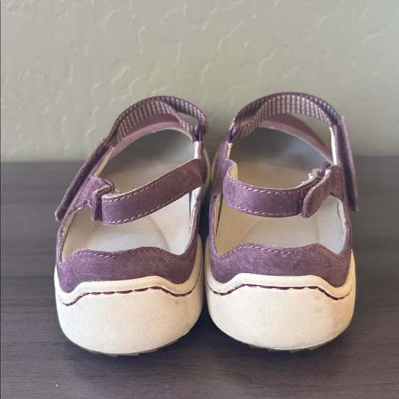 Dansko Raeann Burgundy Canvas Suede Trim Mary Jane Shoes Size EU 38 - Picture 4 of 8